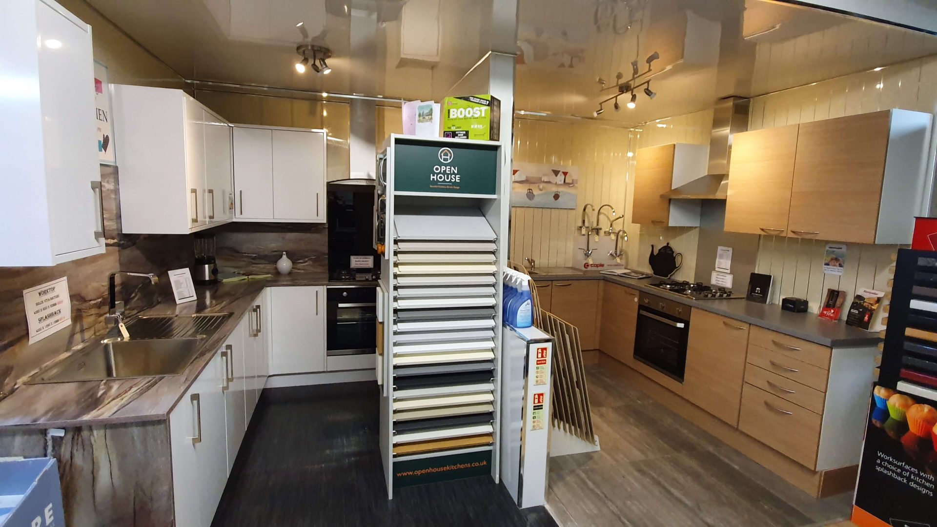 AkRwKJP Birmingham Bathroom Showrooms